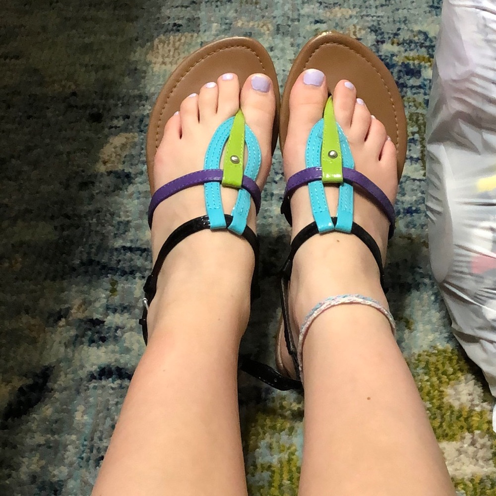 Sandals - Picture 4 of 4